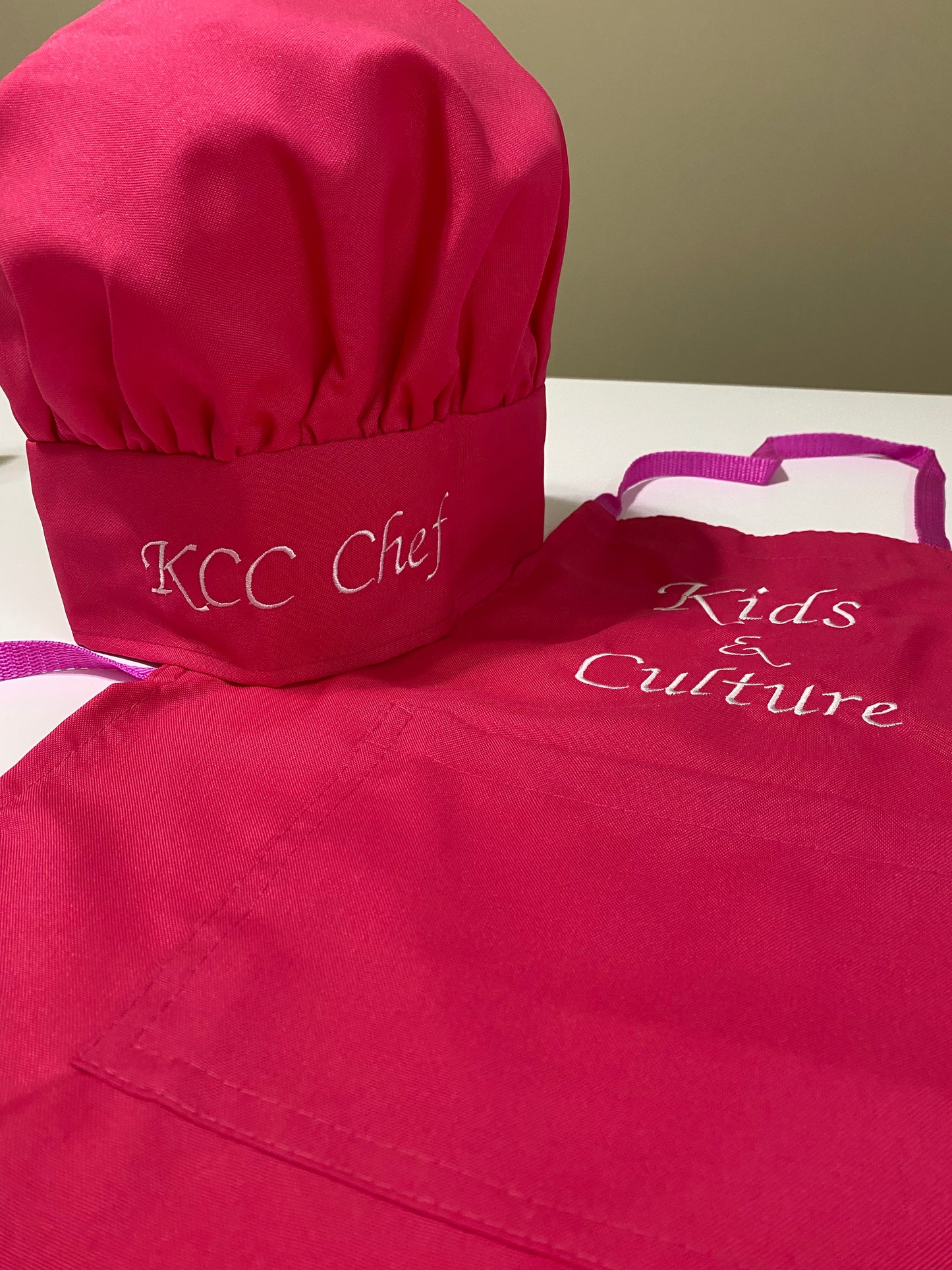 Kids & Culture Camp Apron + Hat Set (Pink)